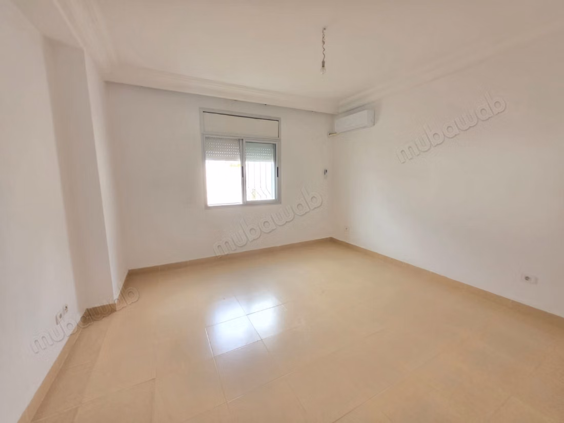 Appartement non meublé s3 à Baraket sahel