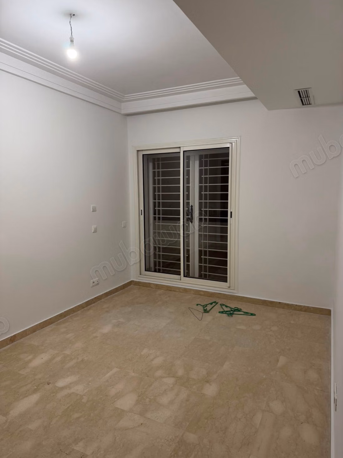 À vendre – Magnifique 3 chambres moderne bd d’anfa — 2
