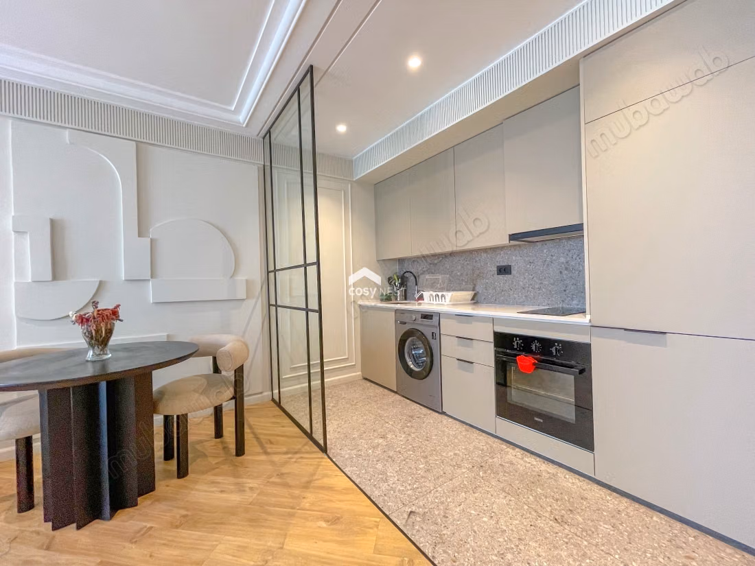 Superbe studio à louer à Triangle d'Or avec rooftop