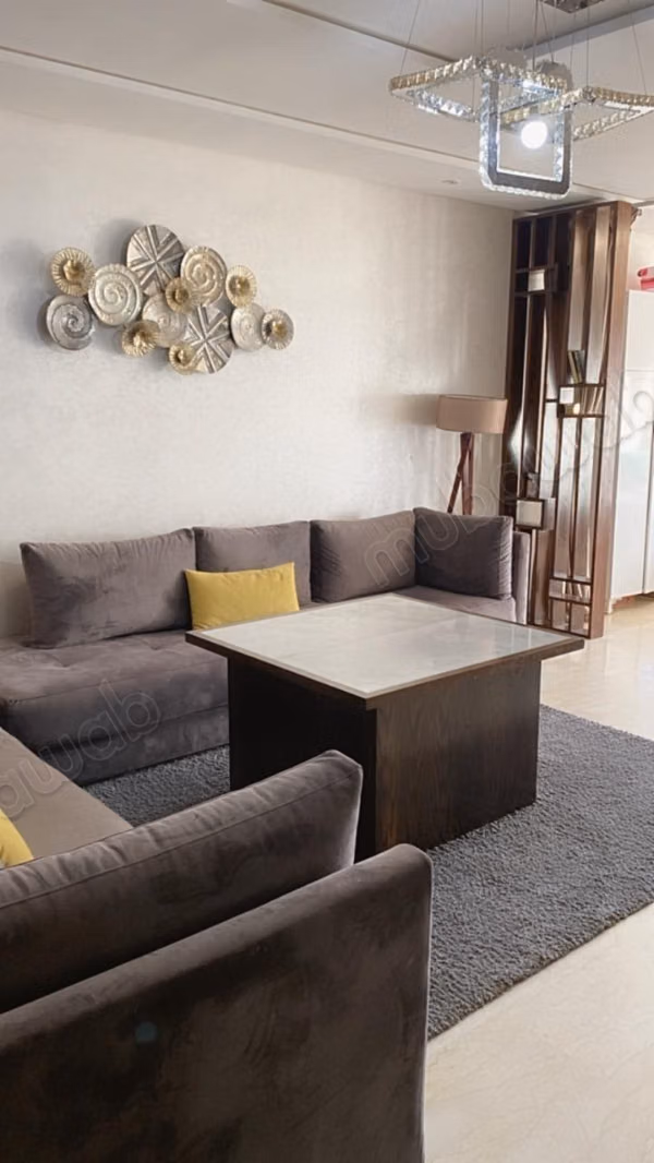 À louer – superbe apt 2 chambres meublé – Californie