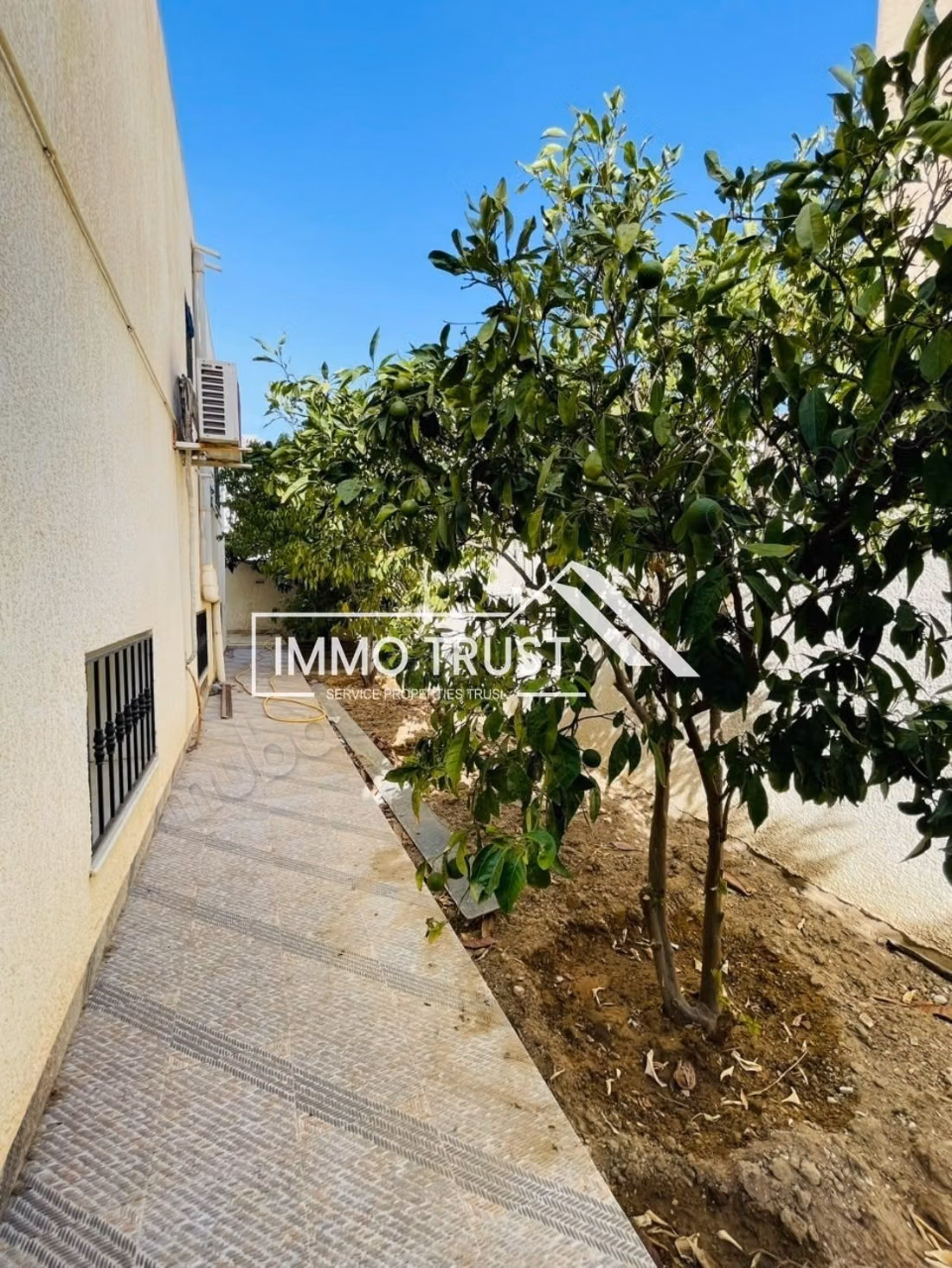 Rez de chaussée de villa S3 à L'Aouina