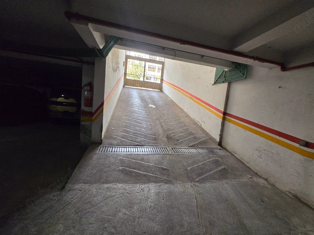 Uffici in vendita a Derb Ghalef. Superficie di 100 m². Con ascensore