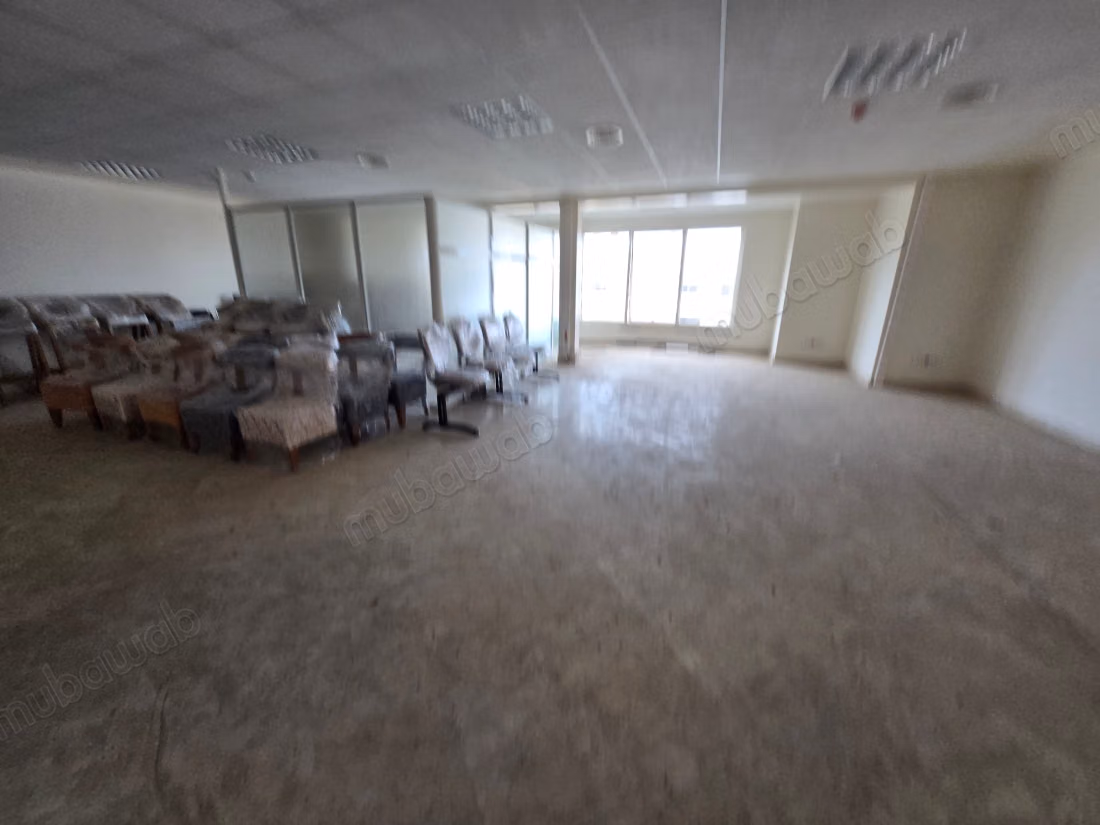 Uffici in vendita a Derb Ghalef. Superficie di 100 m². Con ascensore