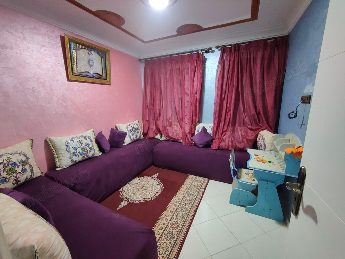 Bel appartement à louer à Lamya. Surface totale de 70 m². Meublé