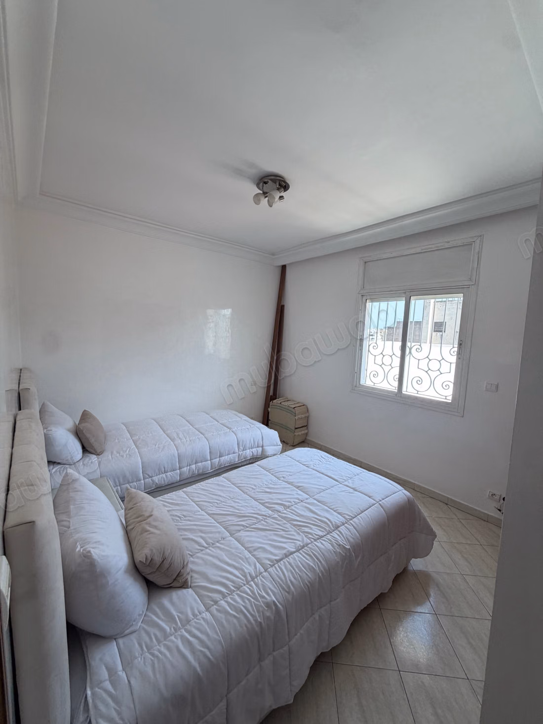 Appartement te huur in Bourgogne Est. Totale oppervlakte 150 m². Goed ingericht