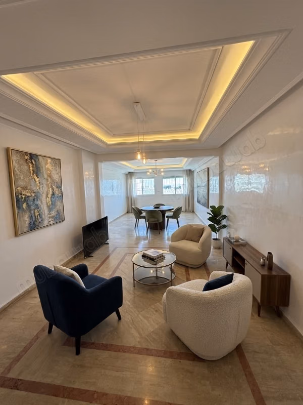 Apartment for rent in Bourgogne Est. Total area 150 m². Well furnished