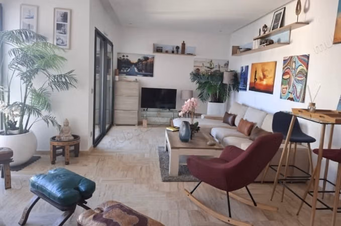 Very nice furnished studio for rent in CFC