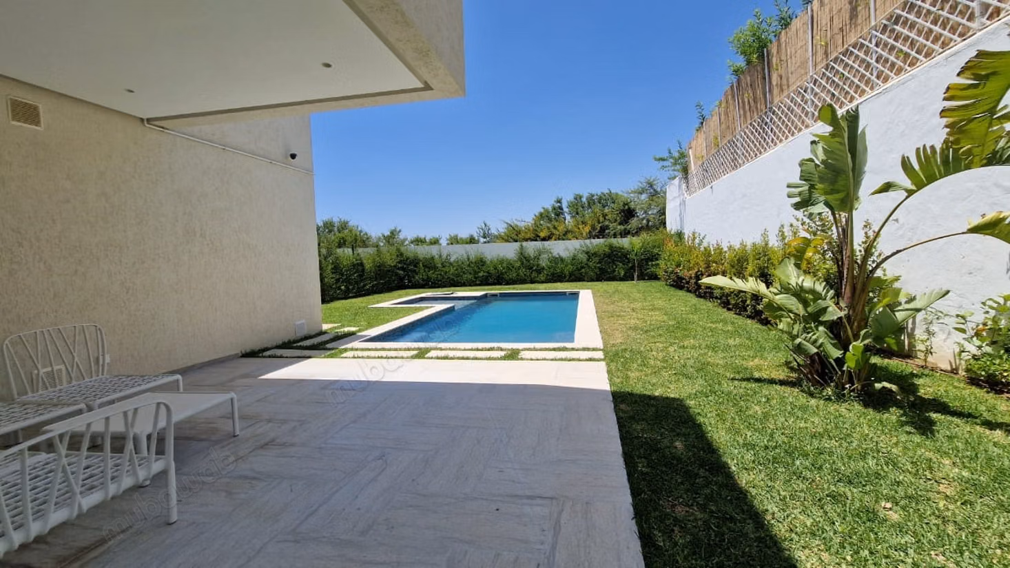 À vendre villa s4 deuxième position de la mer