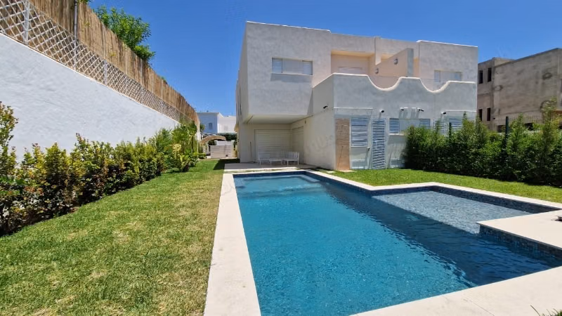 À vendre villa s4 deuxième position de la mer