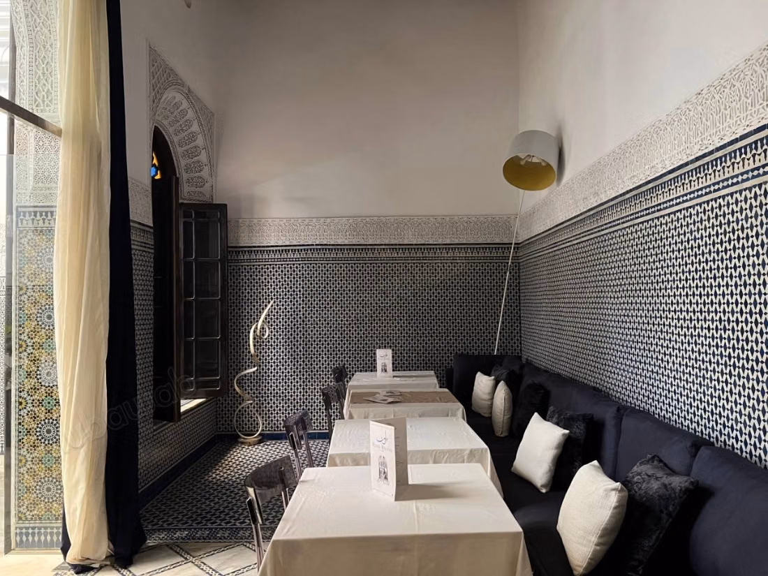 Riad Guesthouse con Piscina e Vista Panoramica