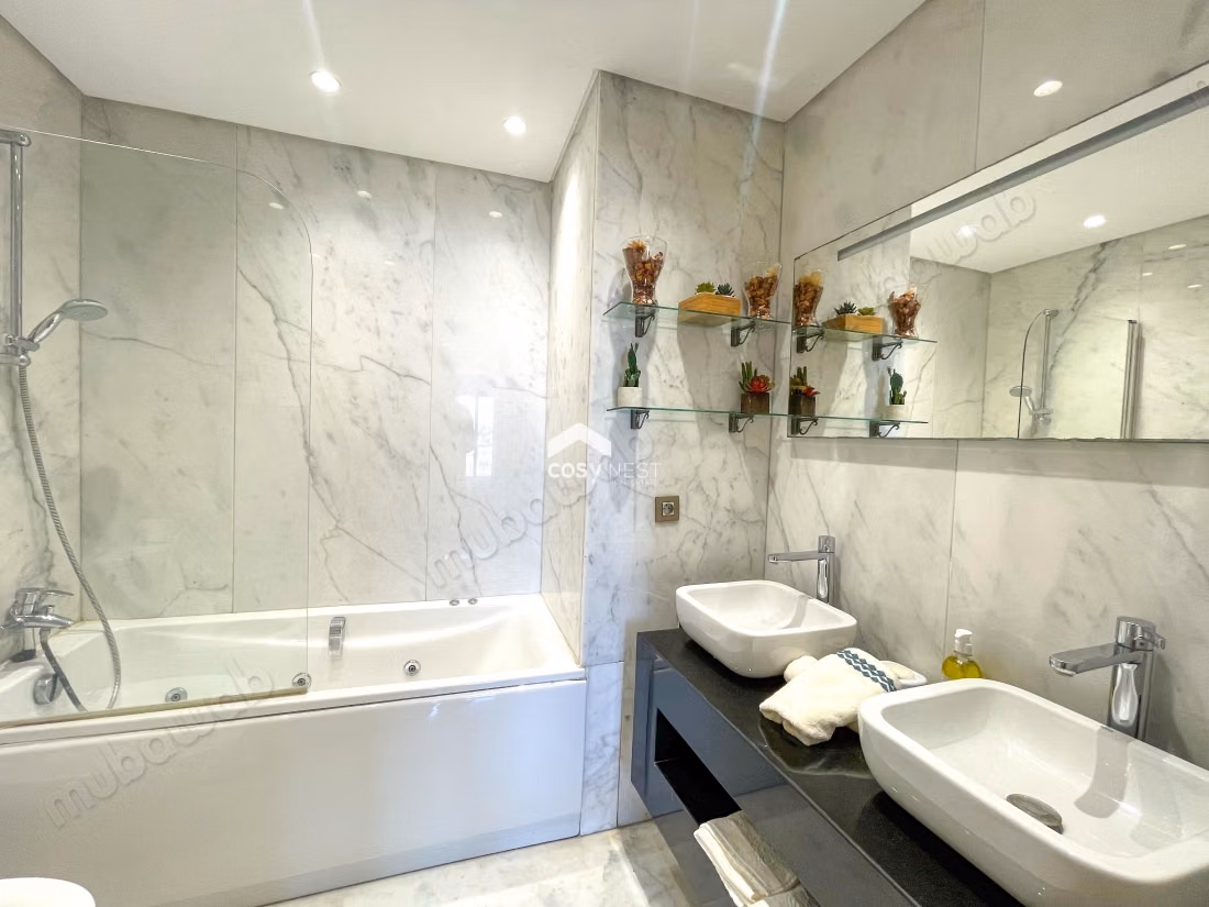 Hermoso apartamento en alquiler en el Triángulo de Oro. 2 habitaciones agradables. Amueblado