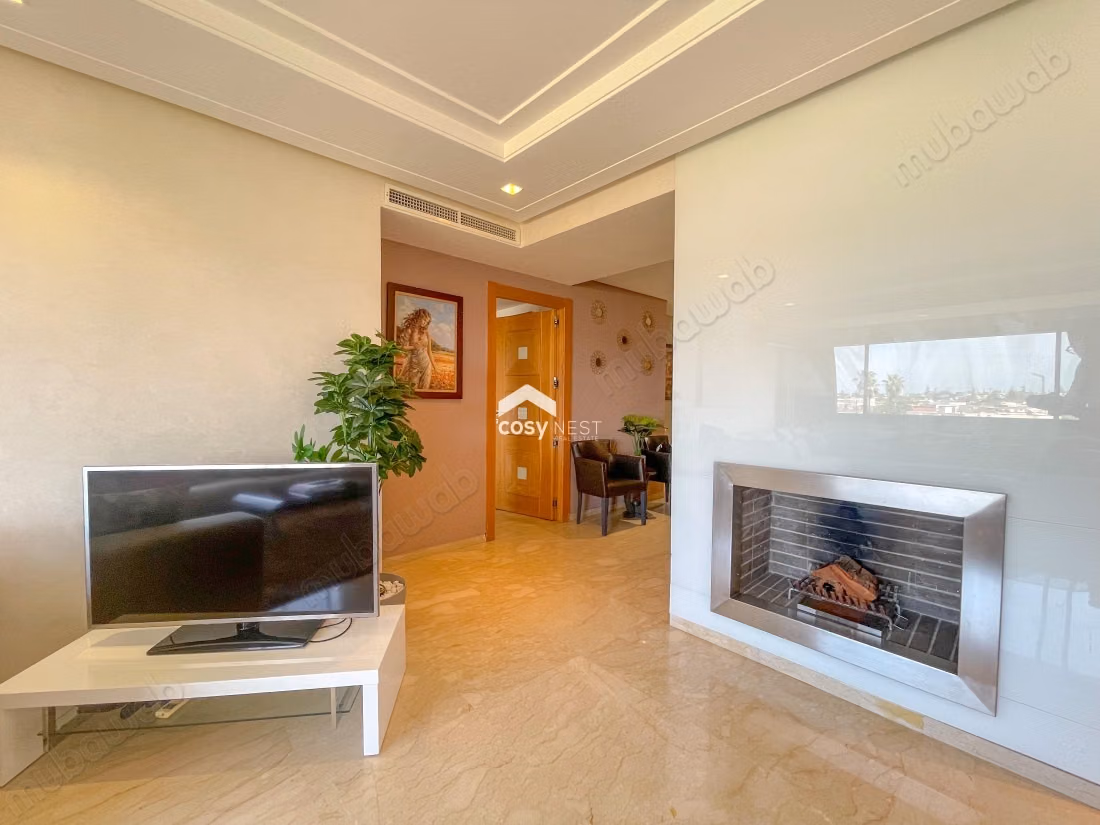 Hermoso apartamento en alquiler en el Triángulo de Oro. 2 habitaciones agradables. Amueblado
