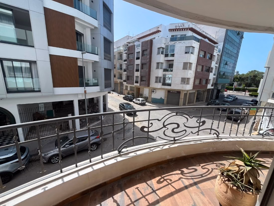 Apartment for sale in Ferme Bretonne Hay Arraha. 3 pleasant rooms. With elevator