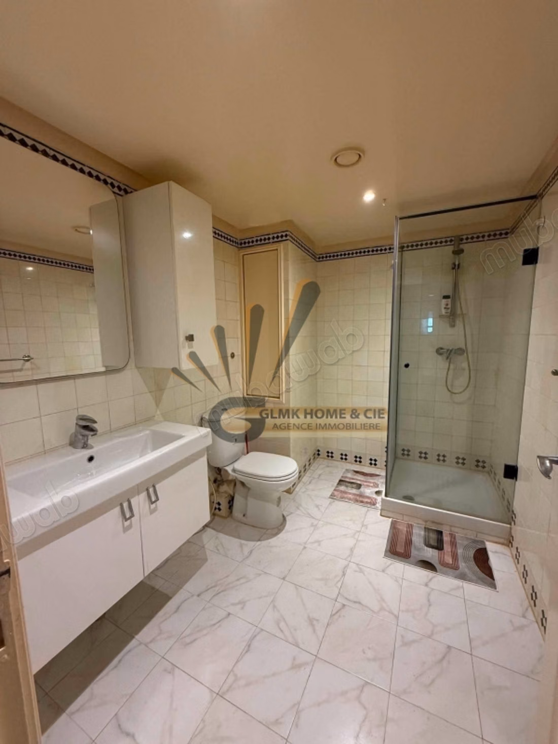 For Rent a Furnished S2 Apartment at Lake 1