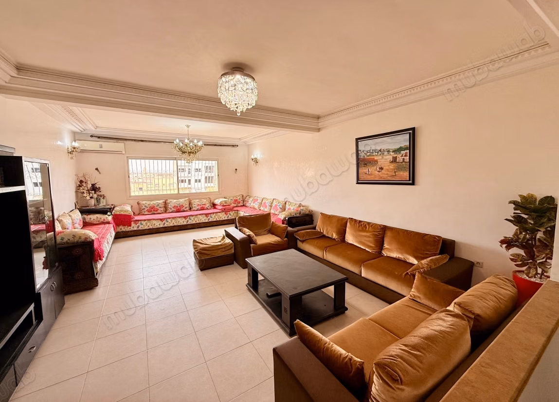 Vente d'un bel appartement en Centre. 4 pièces. Antenne parabolique, résidence sécurisée