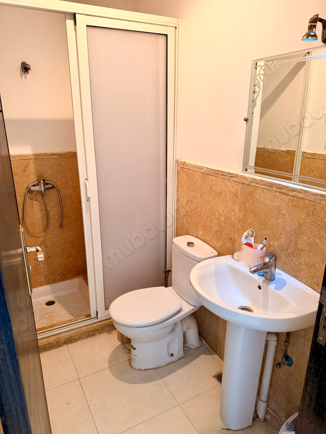 Vente d'un bel appartement en Centre. 4 pièces. Antenne parabolique, résidence sécurisée — 4