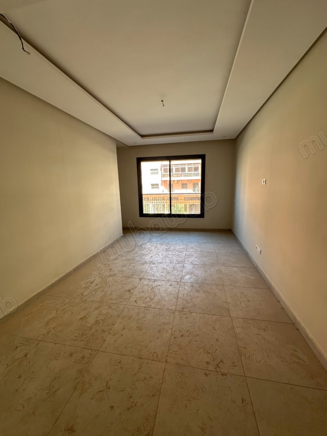 Coquette appartement a vendre
