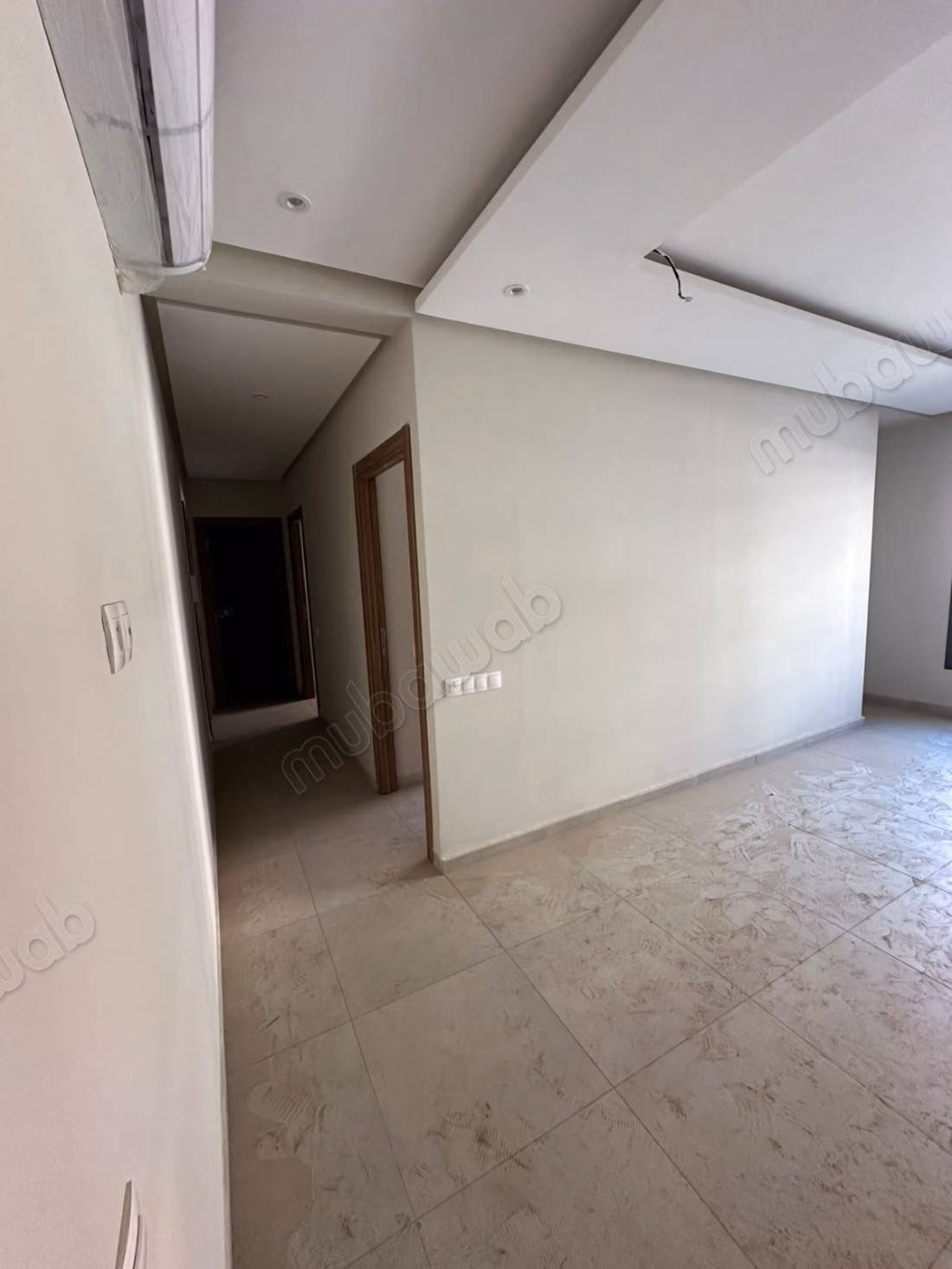 Coquette appartement a vendre
