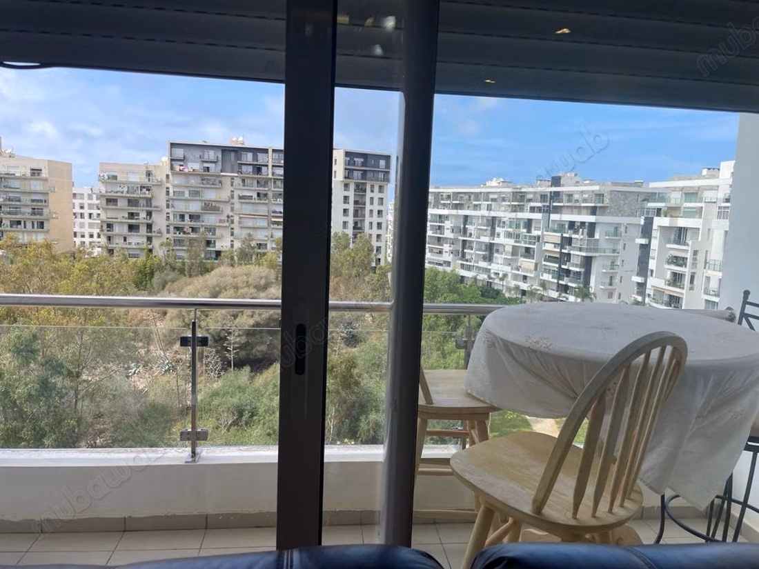 Moderne gemeubileerd appartement in prestigia riad