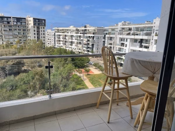 Moderne gemeubileerd appartement in prestigia riad
