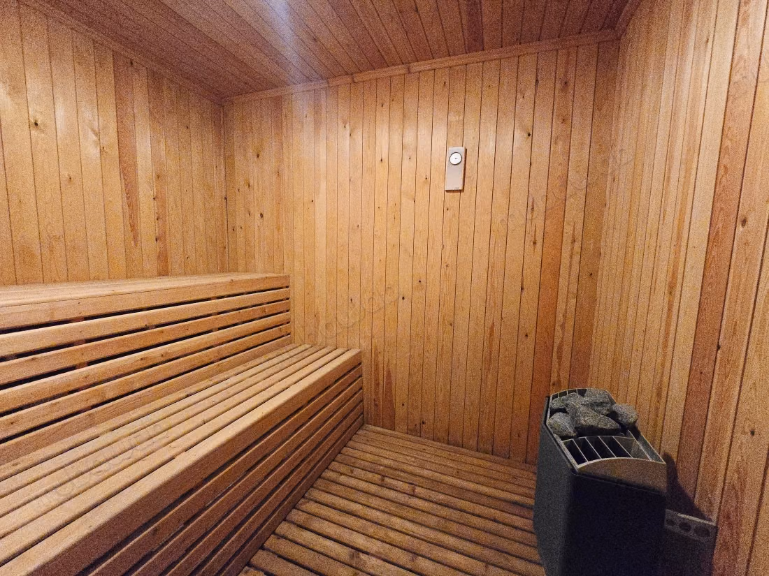 Superbe maison à louer à Camp Al Ghoul. 6 grandes pièces. Meublé