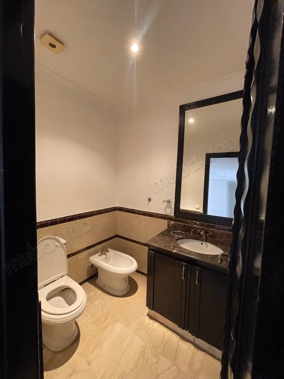 Hivernage – Apartamento Espacioso con Terraza en Residencia con Piscina