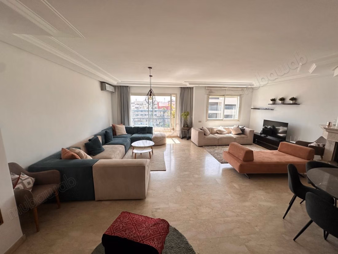 Affitta questo appartamento a CIL Hay Salam. 5 camere confortevoli. Ben arredato