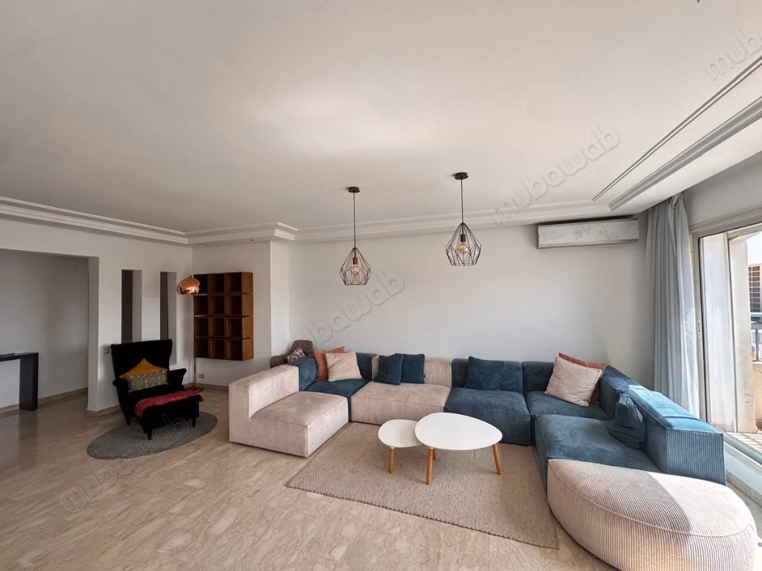 Affitta questo appartamento a CIL Hay Salam. 5 camere confortevoli. Ben arredato