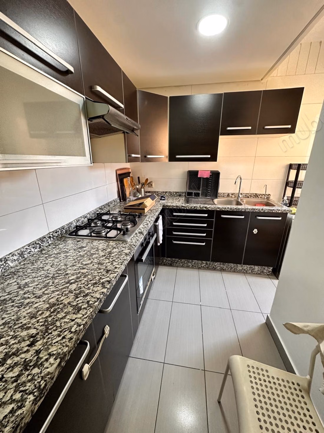 Affitta questo appartamento a CIL Hay Salam. 5 camere confortevoli. Ben arredato