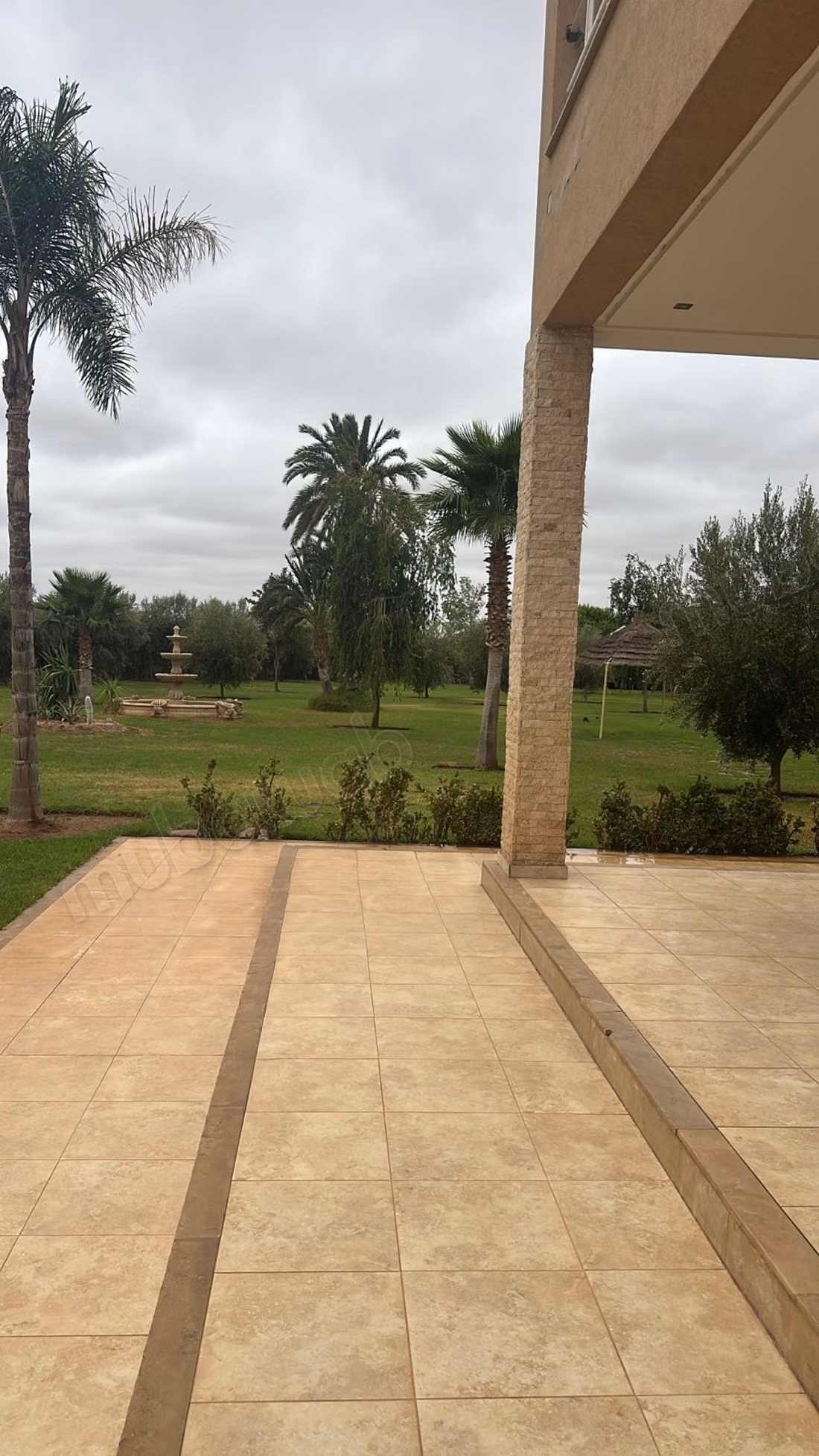 Somptueuse villa à vendre sur la Route de Fès