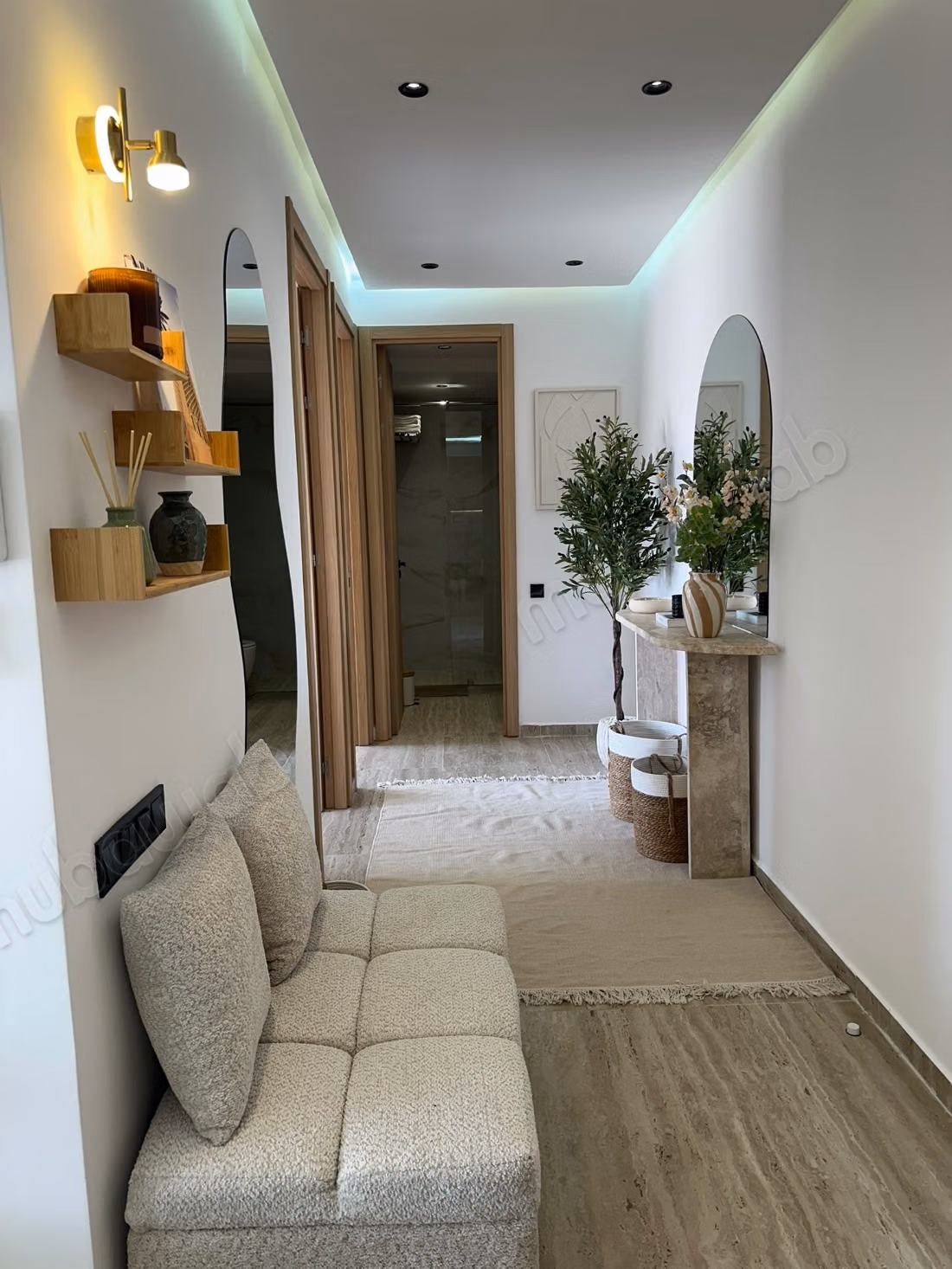 Appartement 2 chbres piscine proche gare