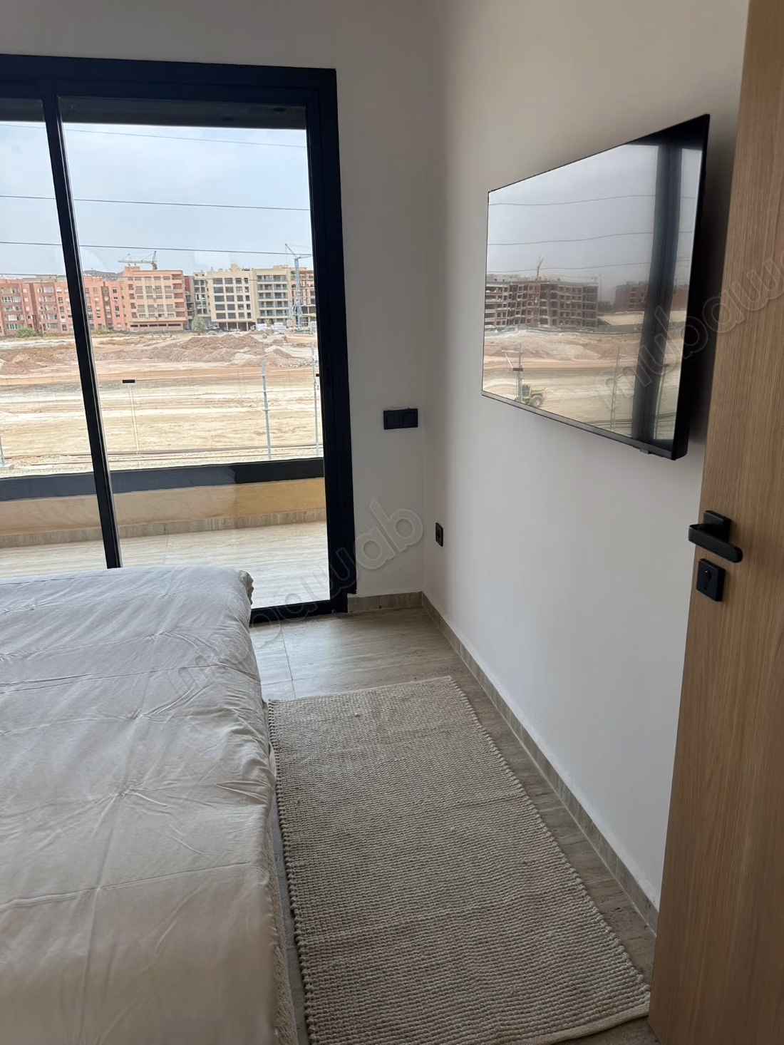 Appartement 2 chbres piscine proche gare