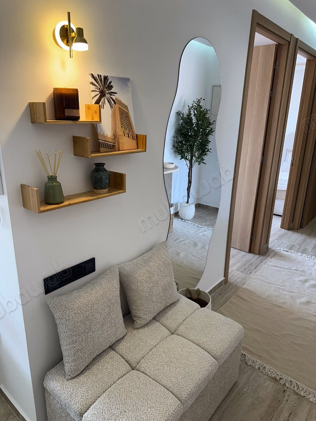 Appartement 2 chbres piscine proche gare