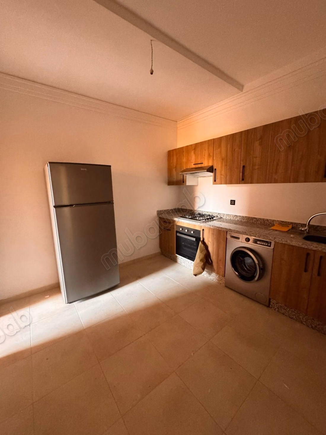 Appartamento 2 camere piscina 80 m vicino alla stazione