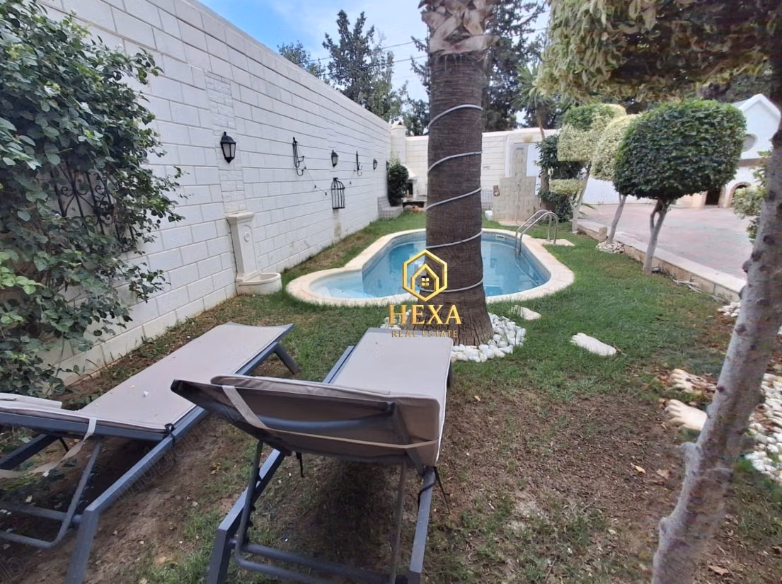 Villa S4 avec piscine à La Soukra