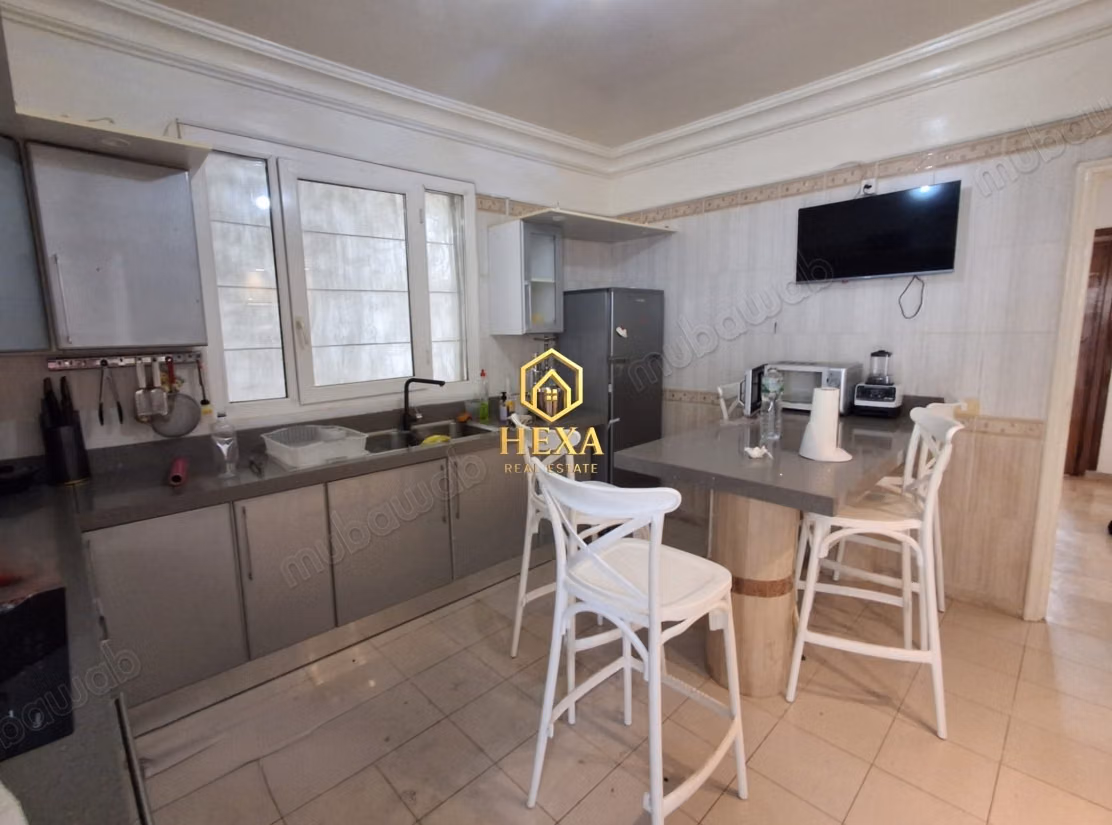 Villa S4 avec piscine à La Soukra