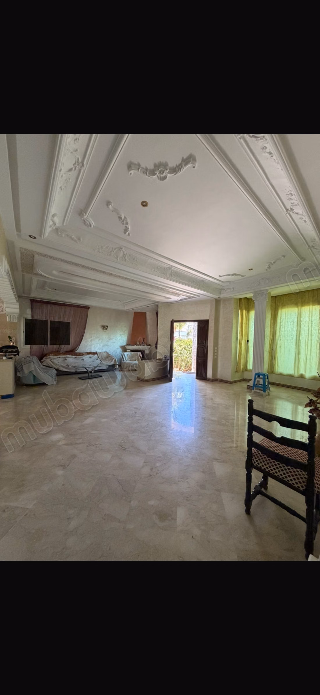 Two-Faced Villa in Hay Riad
