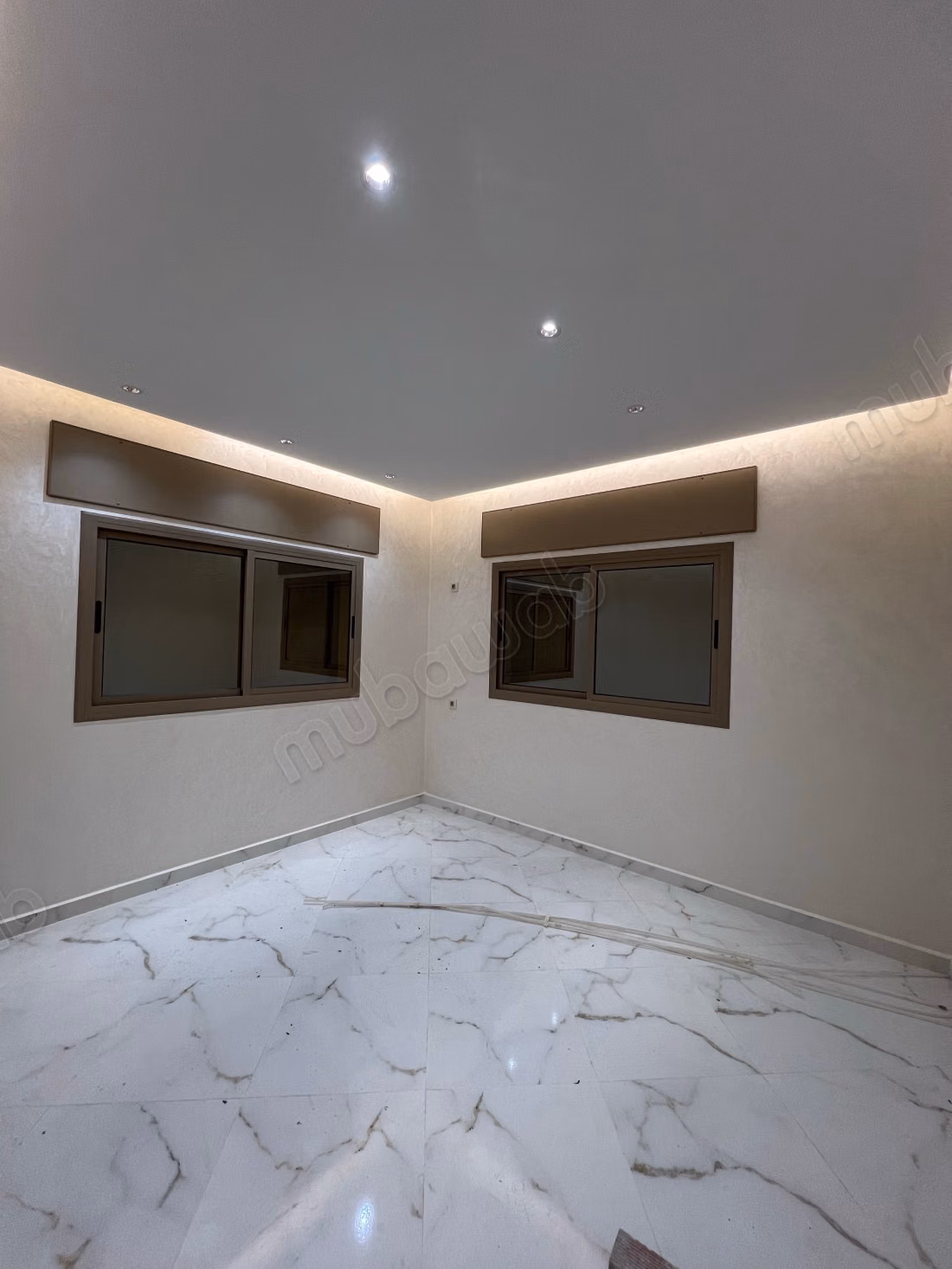 Maison enregistrée à vendre dans la subdivision du lac 2 meublée