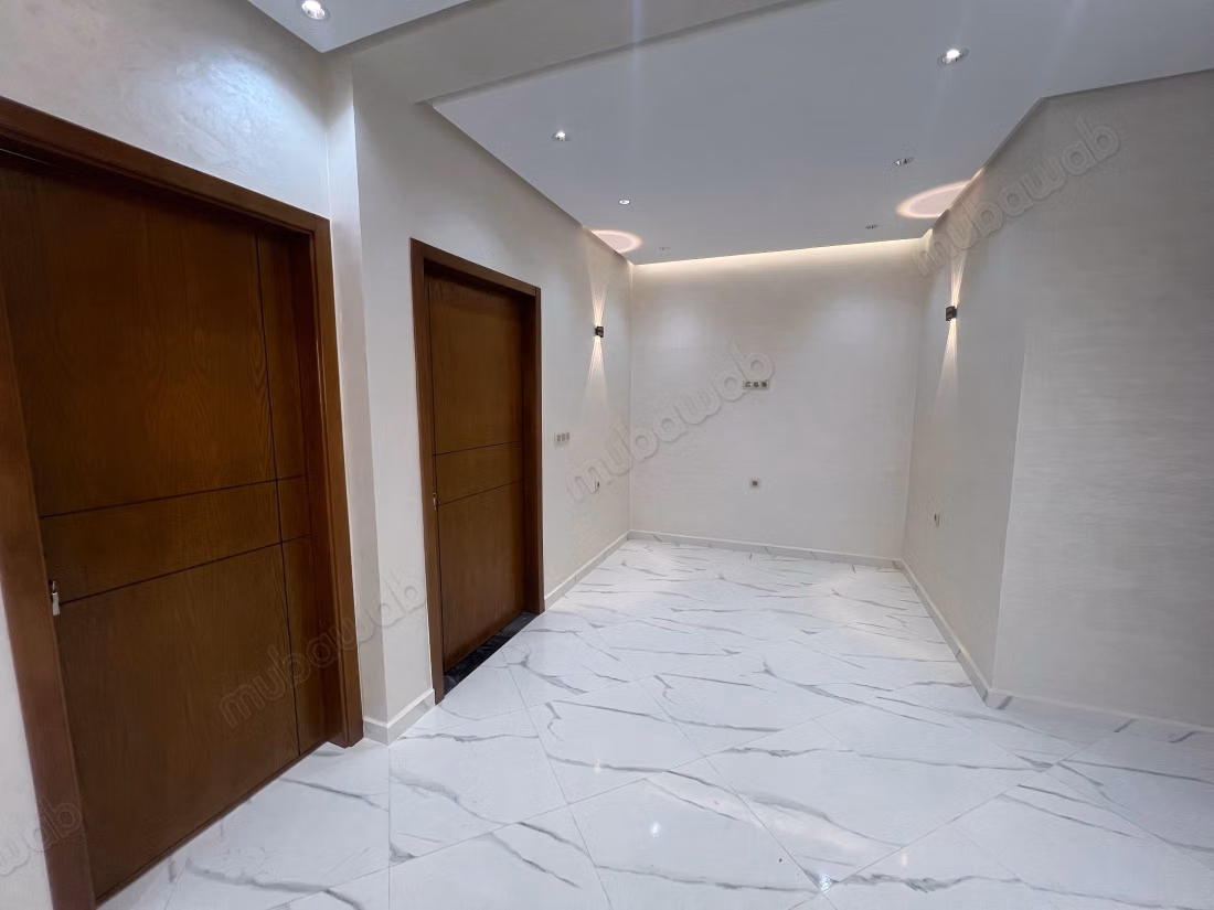 Maison enregistrée à vendre dans la subdivision du lac 2 meublée