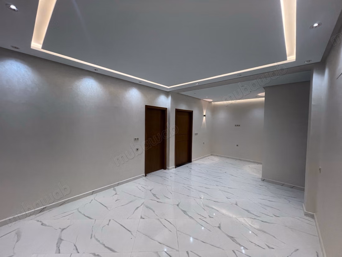 Maison enregistrée à vendre dans la subdivision du lac 2 meublée