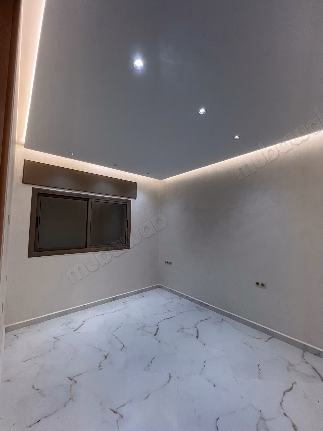 Maison enregistrée à vendre dans la subdivision du lac 2 meublée
