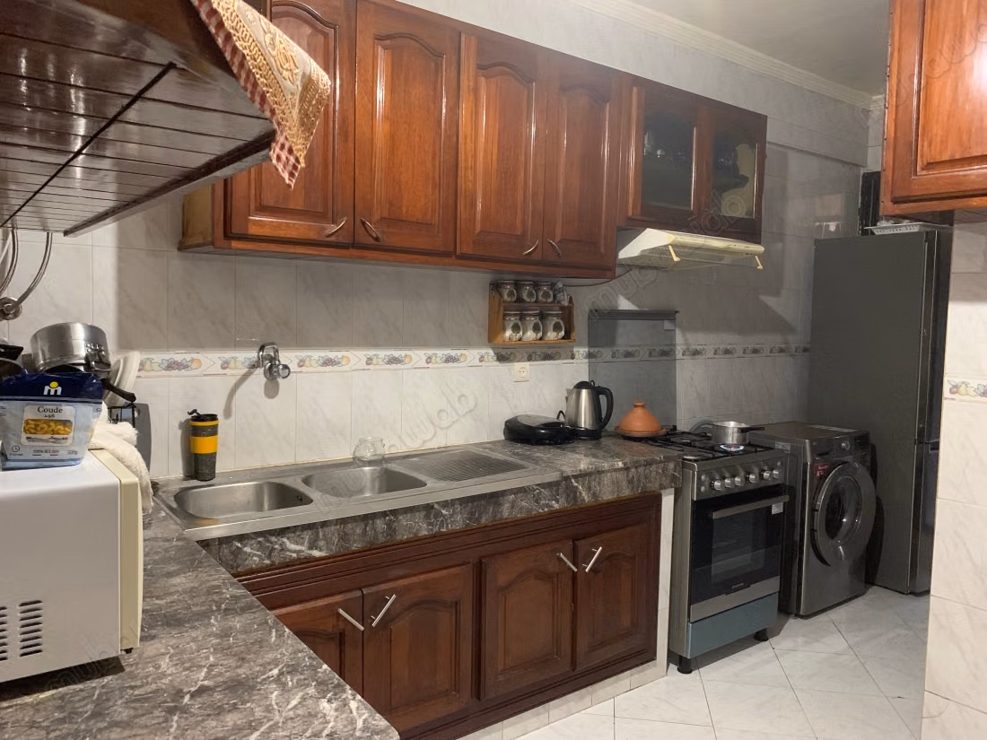 Furnished room of 25 m² for girls