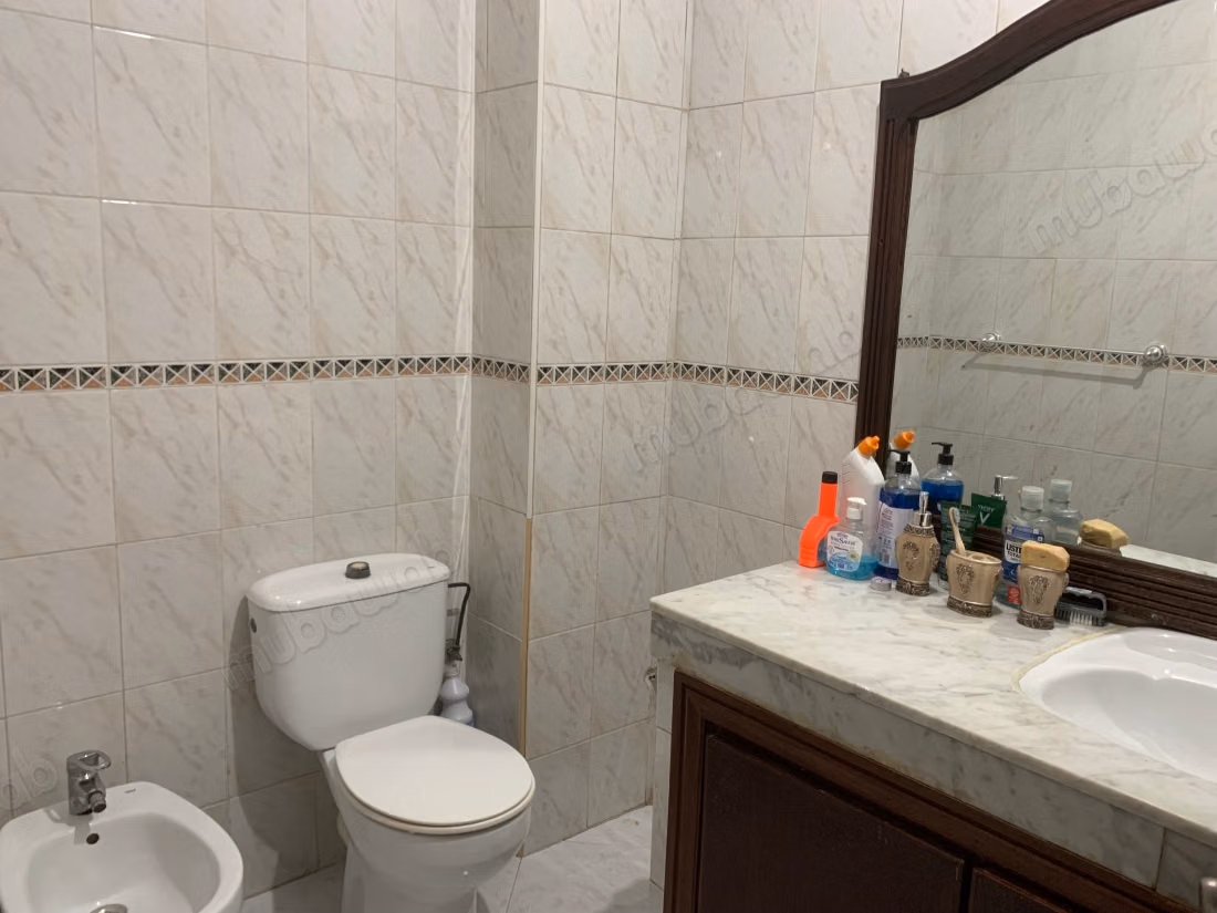 Furnished room of 25 m² for girls