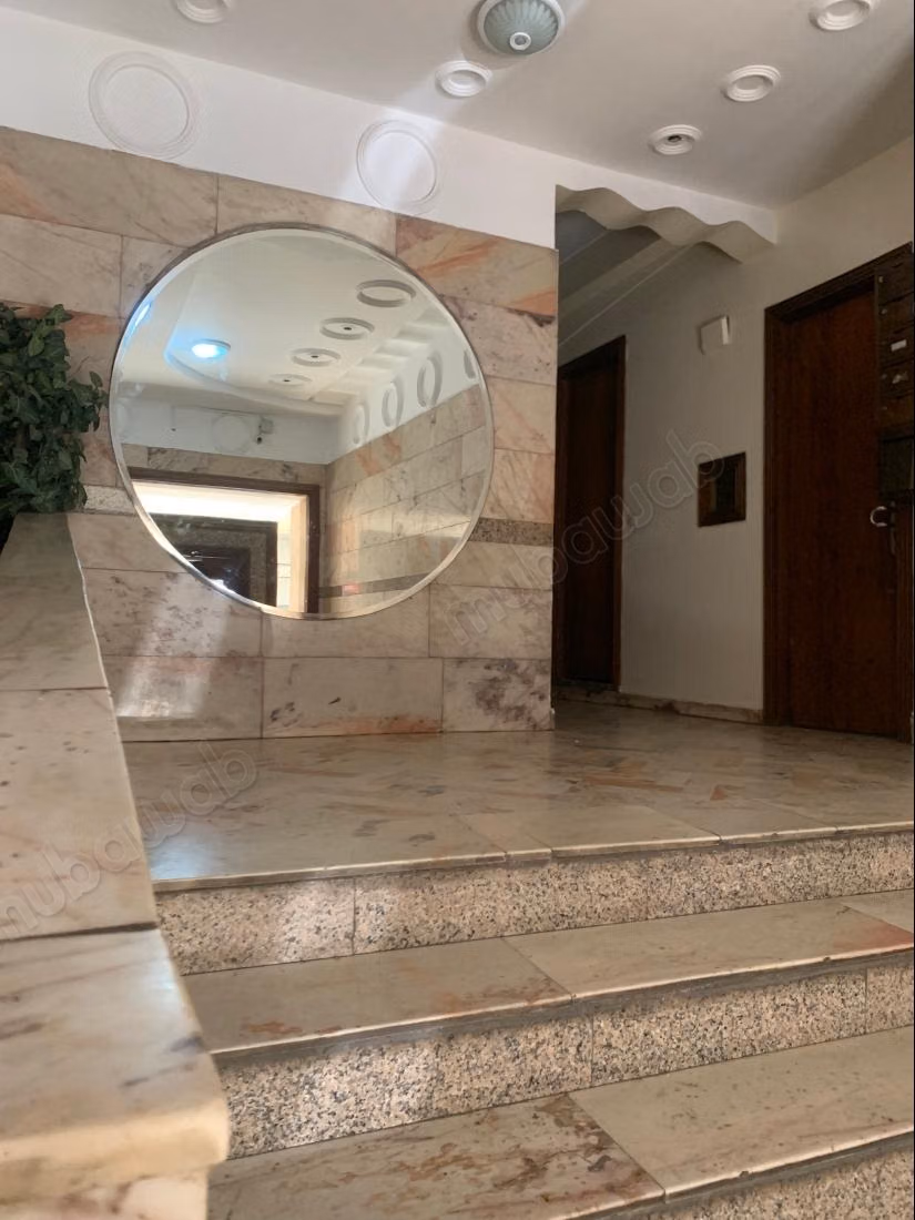 Furnished room of 25 m² for girls