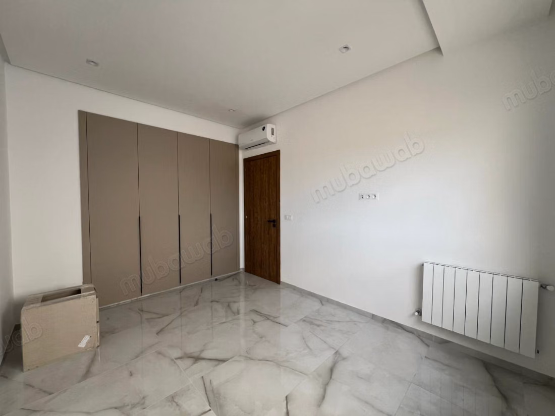 À vendre un s2 direct promoteur à sahloul 4