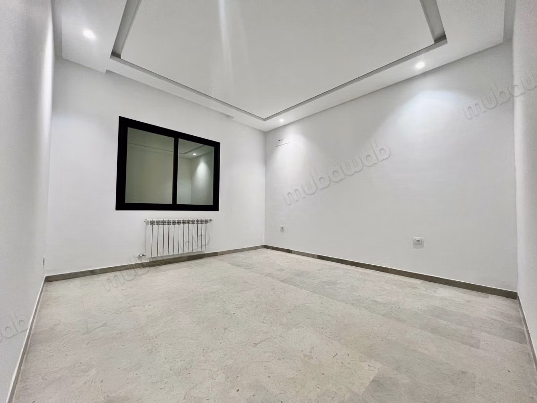 À vendre un s2 direct promoteur à sahloul 4