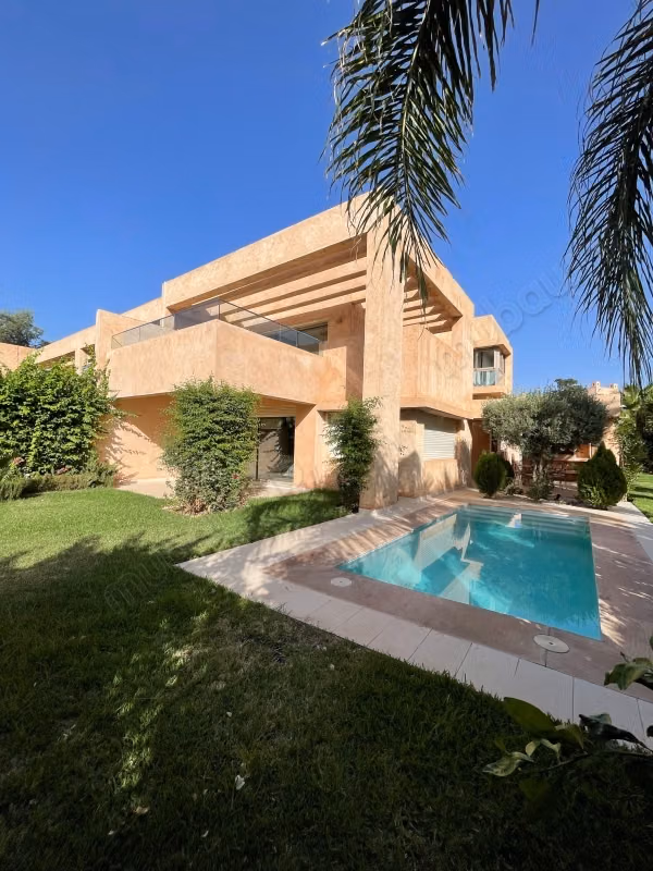 Villa di Prestigio con Piscina Privata – Boulevard Mohammed VI