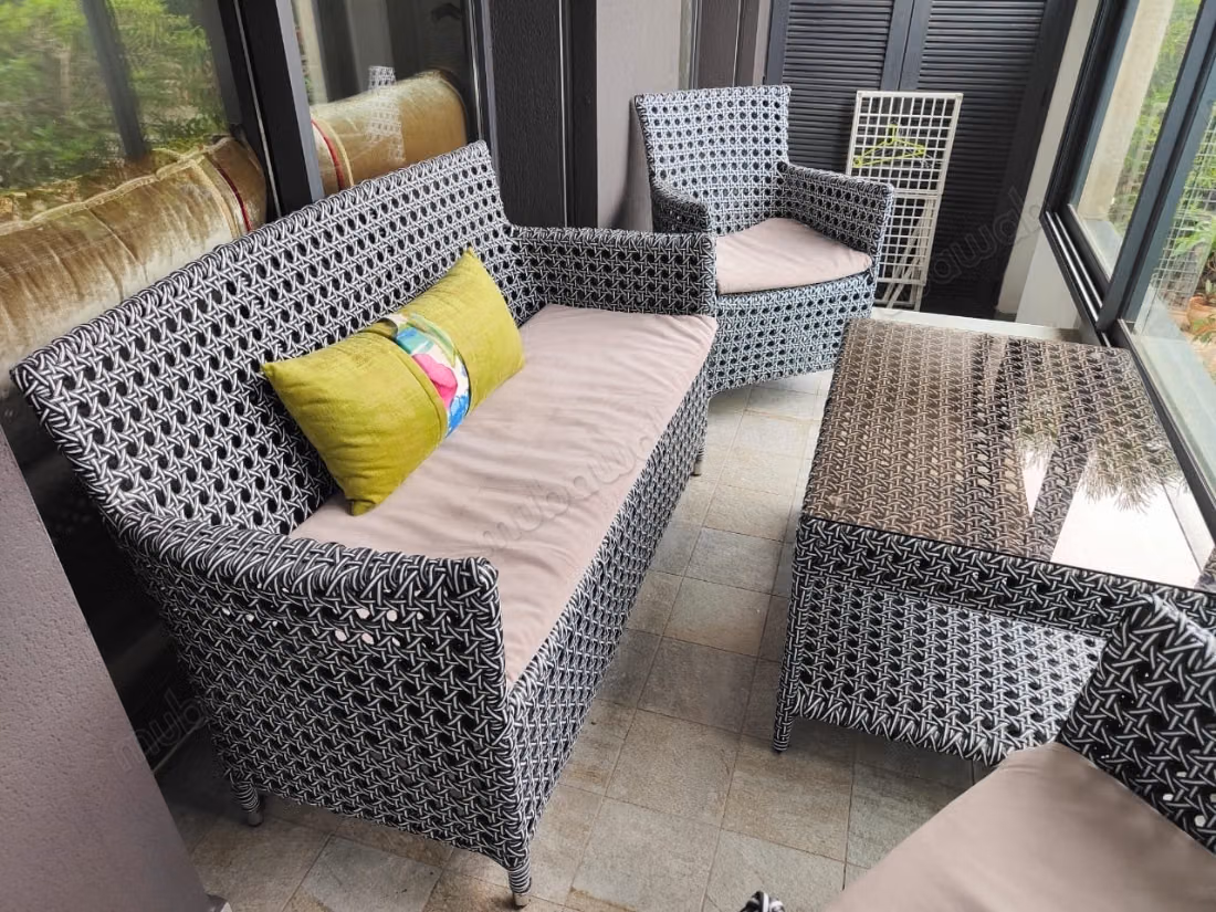 Te huur in Casablanca Finance City. 2 comfortabele kamers. Geen lift, groot terras