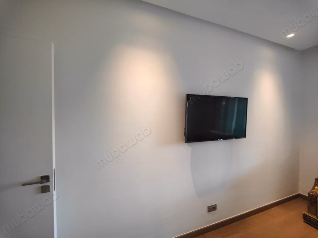 Te huur in Casablanca Finance City. 2 comfortabele kamers. Geen lift, groot terras
