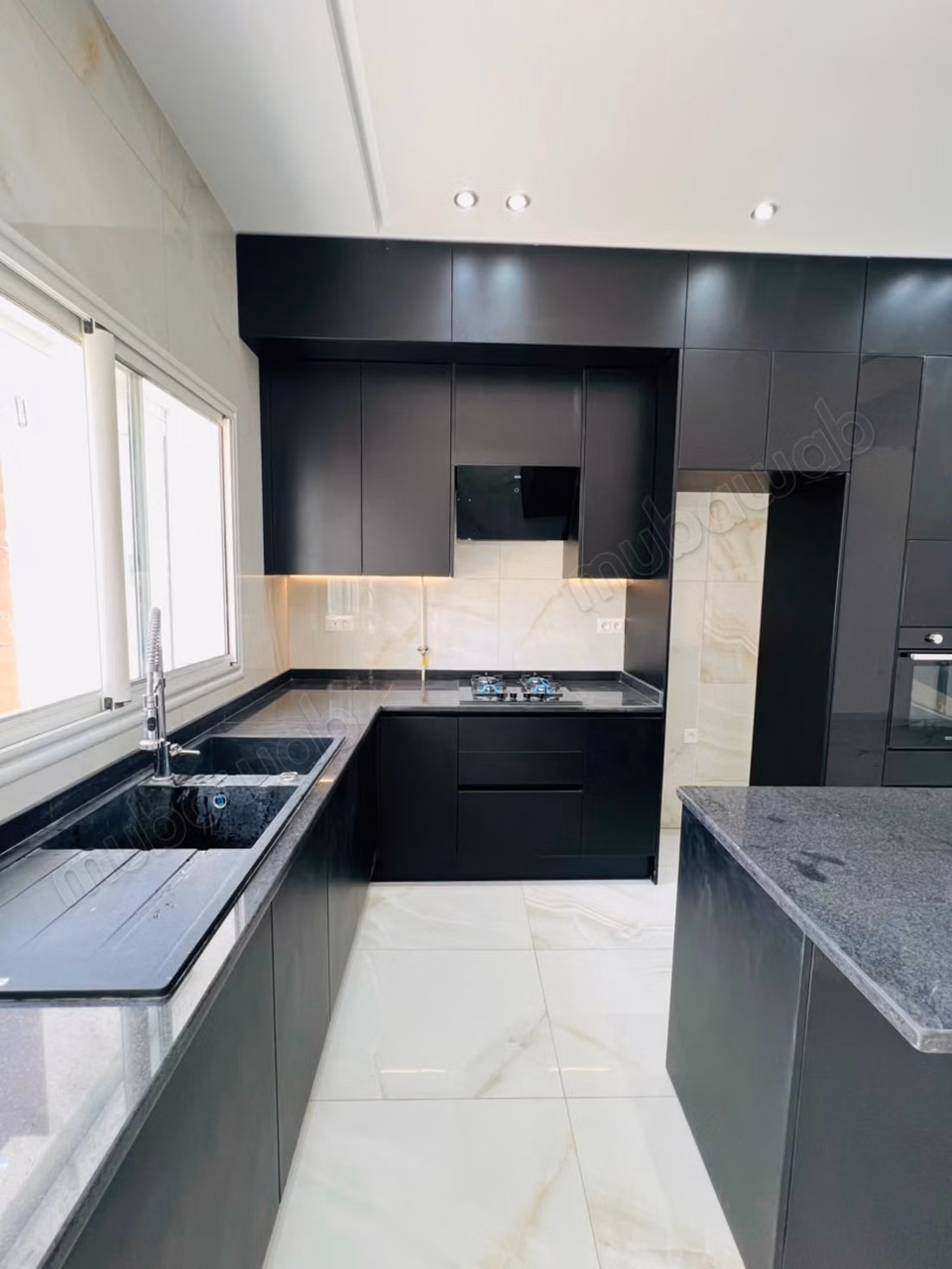 For sale, a direct promoter duplex in Khezama Ouest
